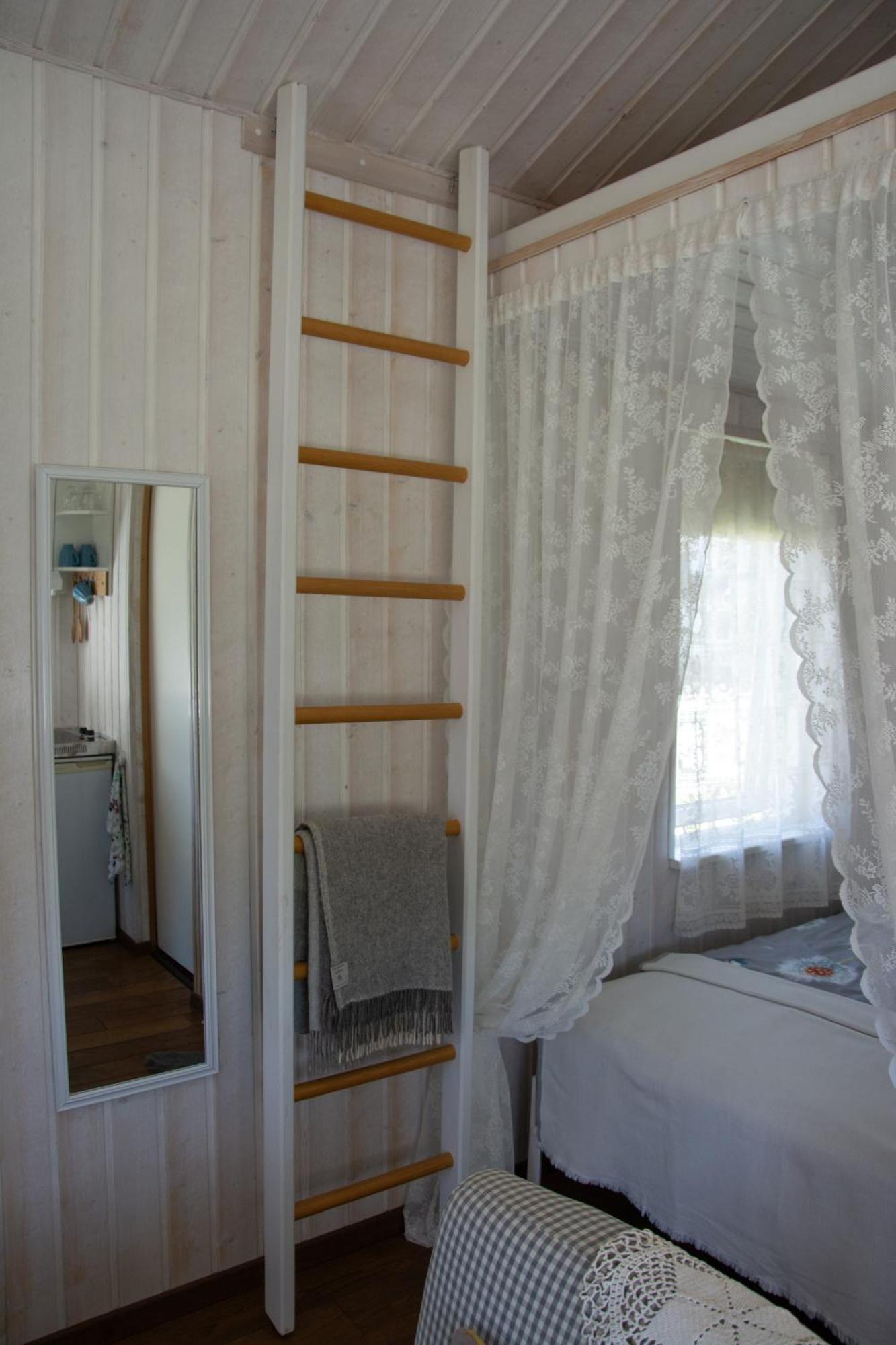 Elo Kuelalismaja Villa Kuressaare Exterior photo